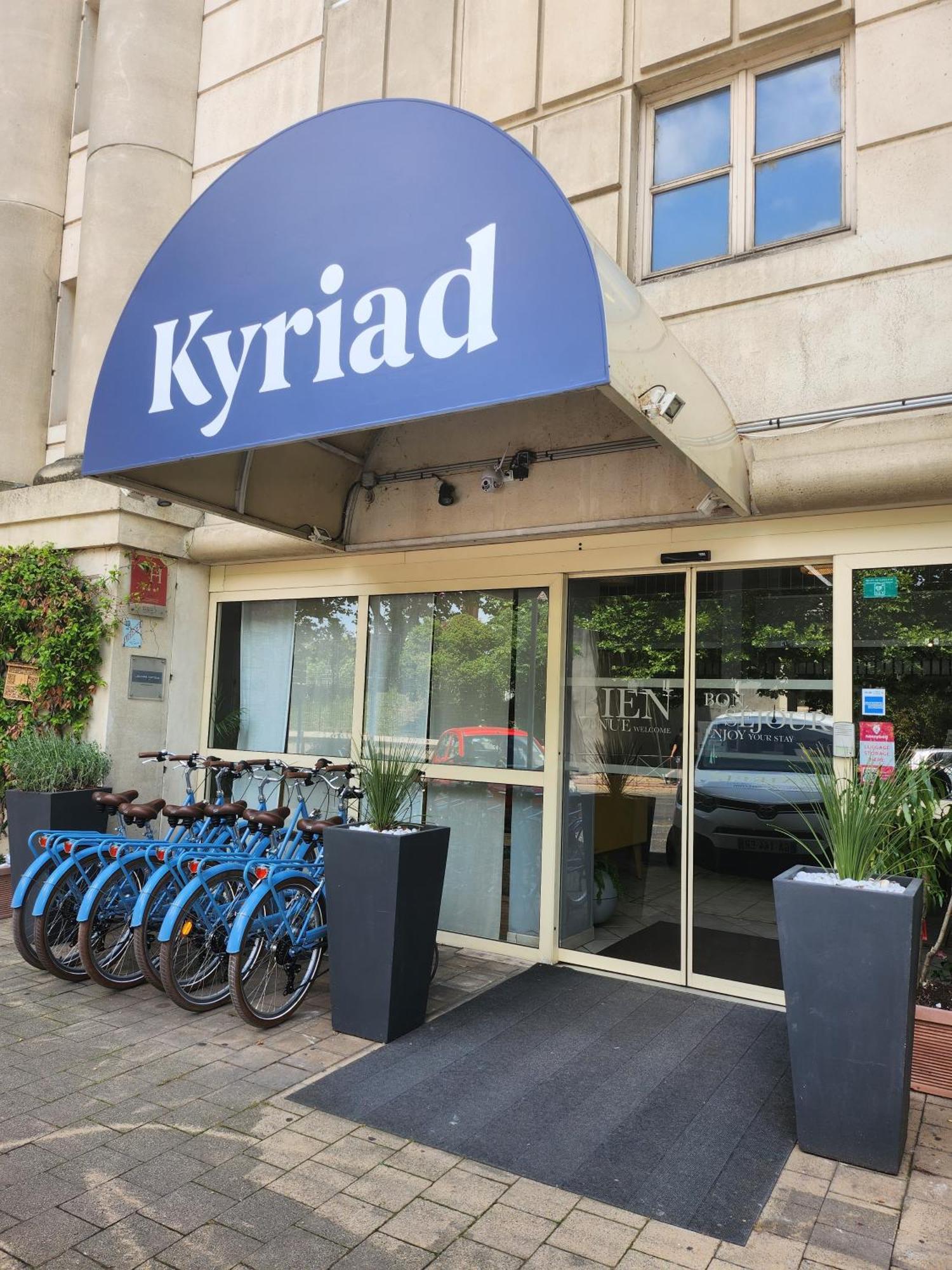 Kyriad Hotel Montpellier Centre Antigone Exterior foto